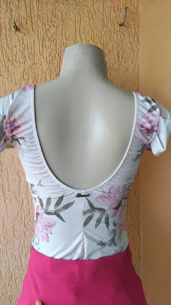 Body Feminino Floral Chocomel  Manga Princesa com Bojo Tam P