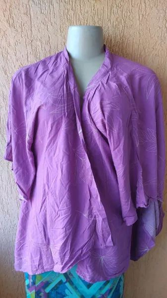 Kimono Feminino em Alfaiataria Moderno Tamanho G NOVO