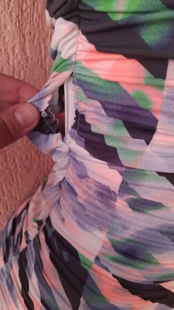 BRECHO Vestido Tubinho em Lycra com Bojo tam unico