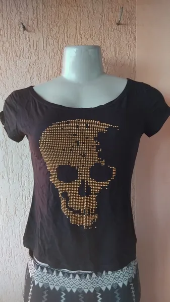 Blusa Baby Look Preta com Brilhos Tamanho P Algodão