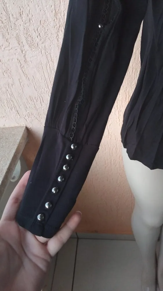 Blusa Feminina Manga Longa Decotada G