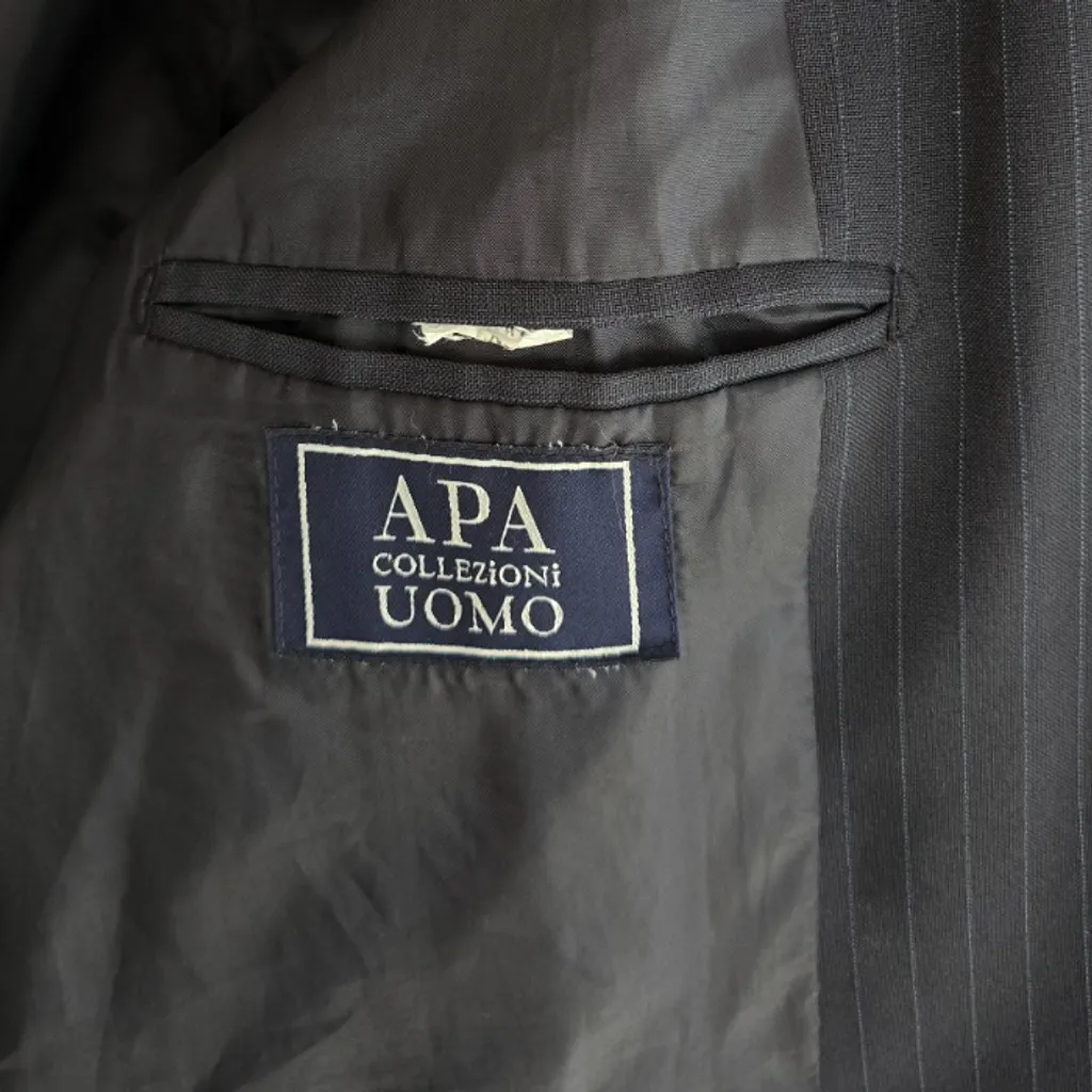 Blazer preto risca de giz