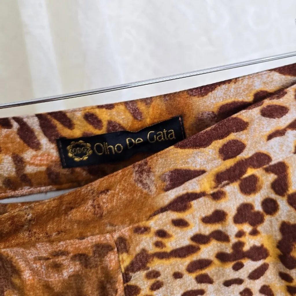 Short viscose animal print