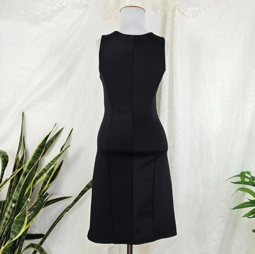 Vestido preto neoprene