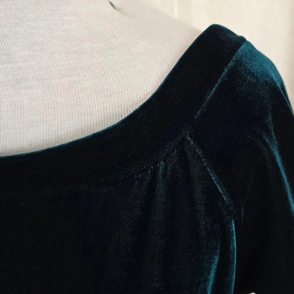 Vestido veludo molhado verde