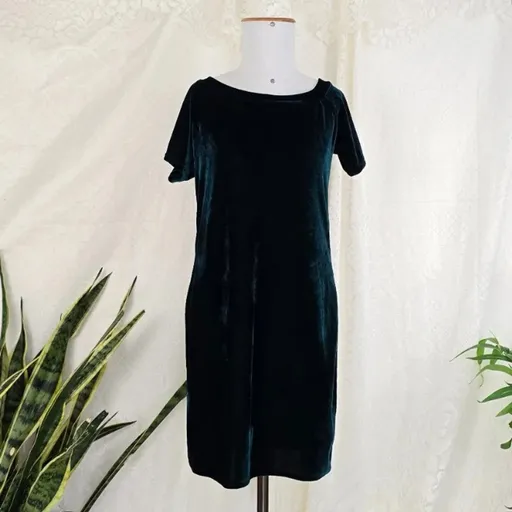 Vestido veludo molhado verde