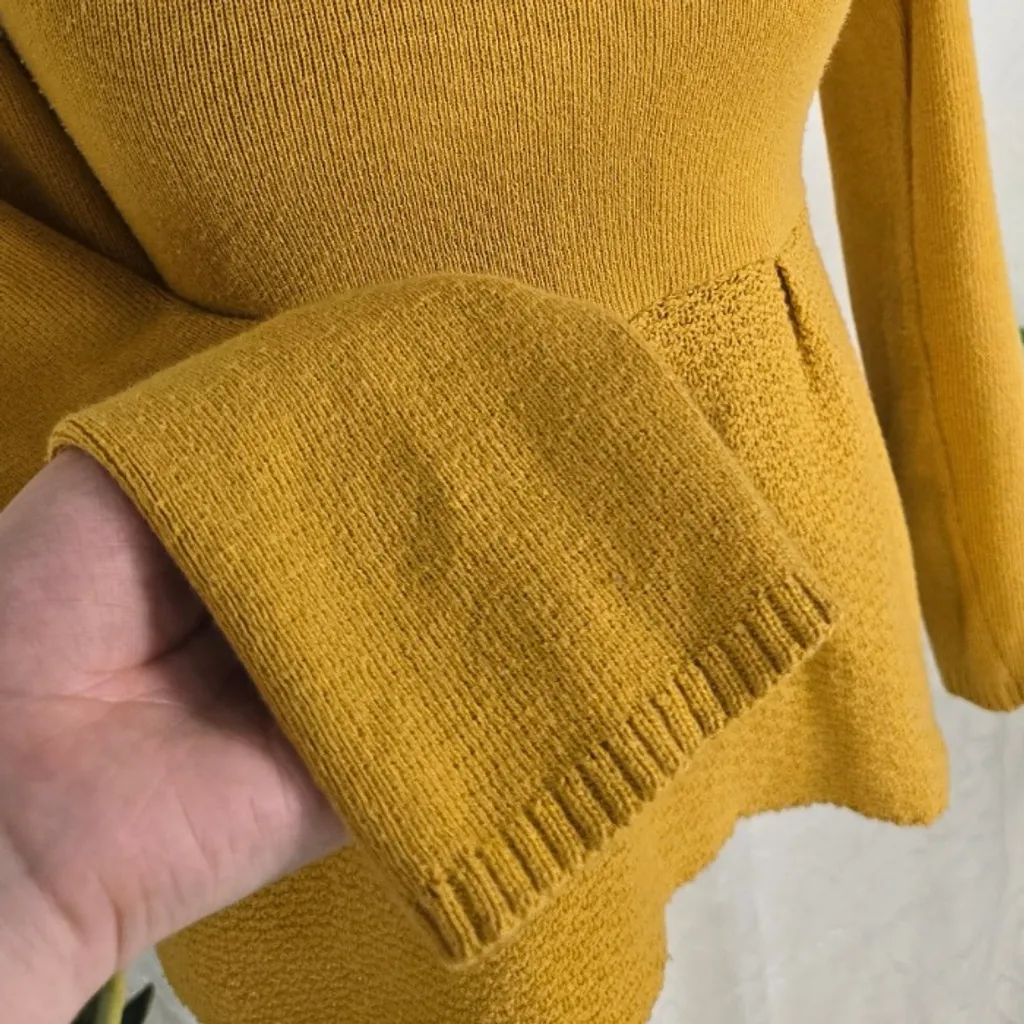 Blusa mostarda tricô