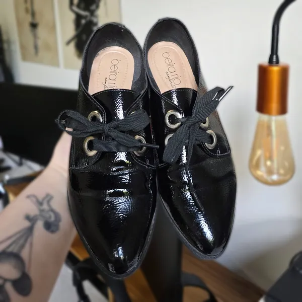 Sapato oxford verniz preto