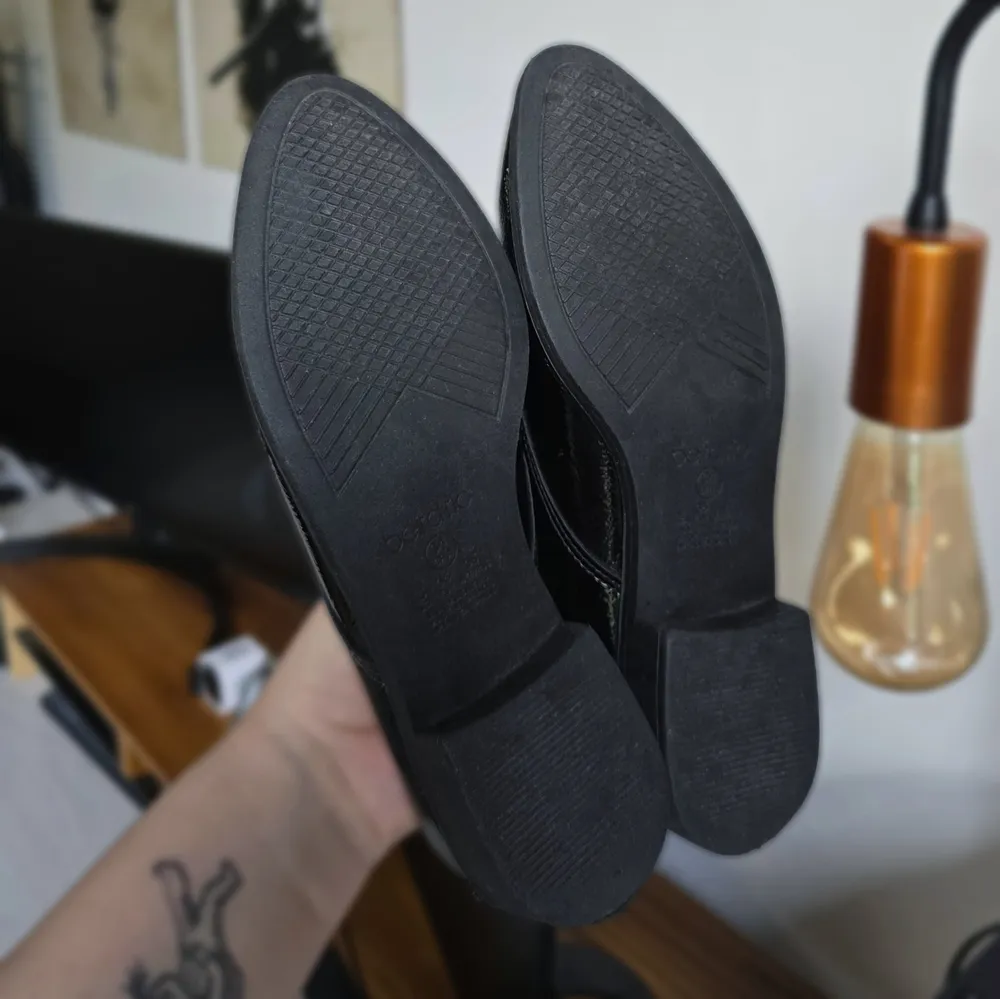 Sapato oxford verniz preto