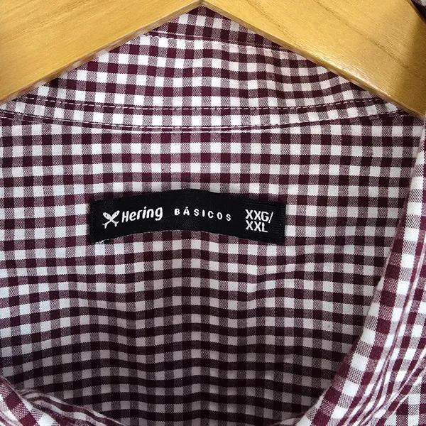 Camisa Hering xadrez