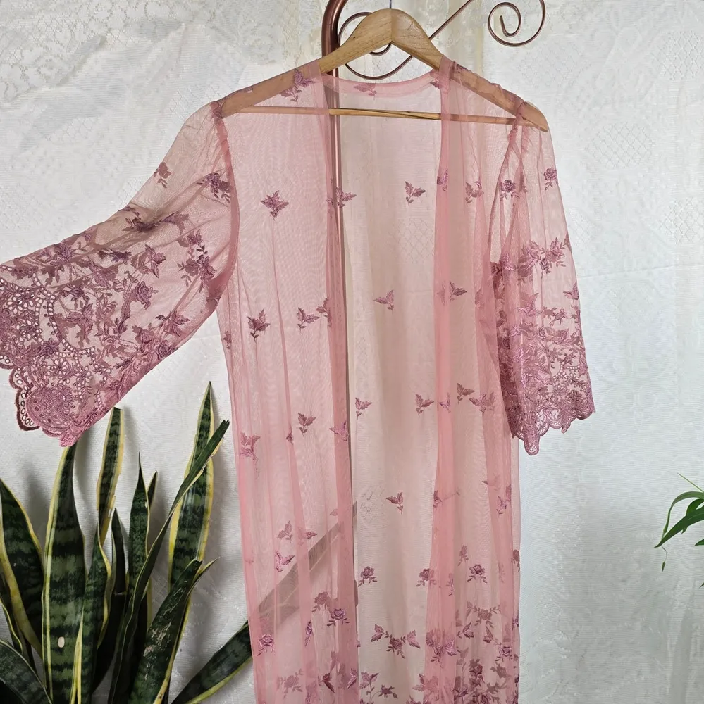 Kimono tule bordado