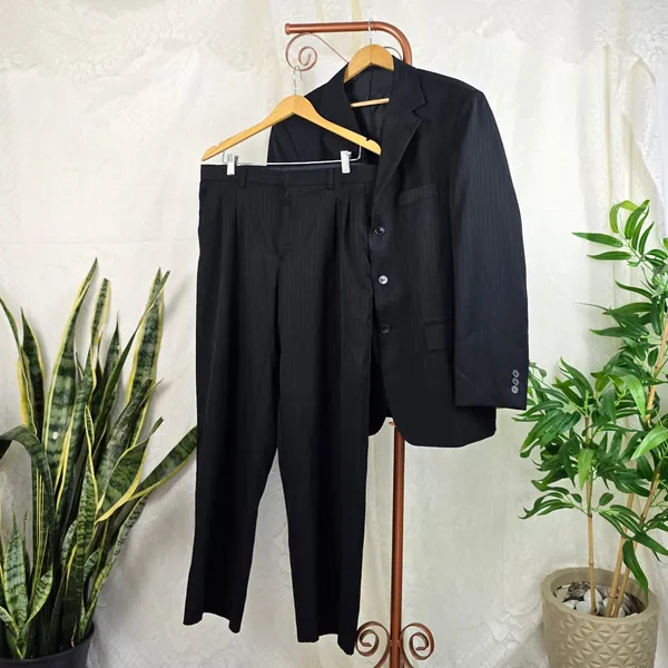 Terno Delucca preto