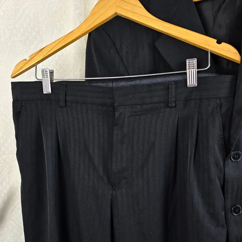 Terno Delucca preto
