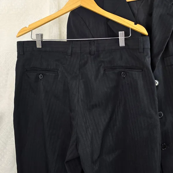 Terno Delucca preto