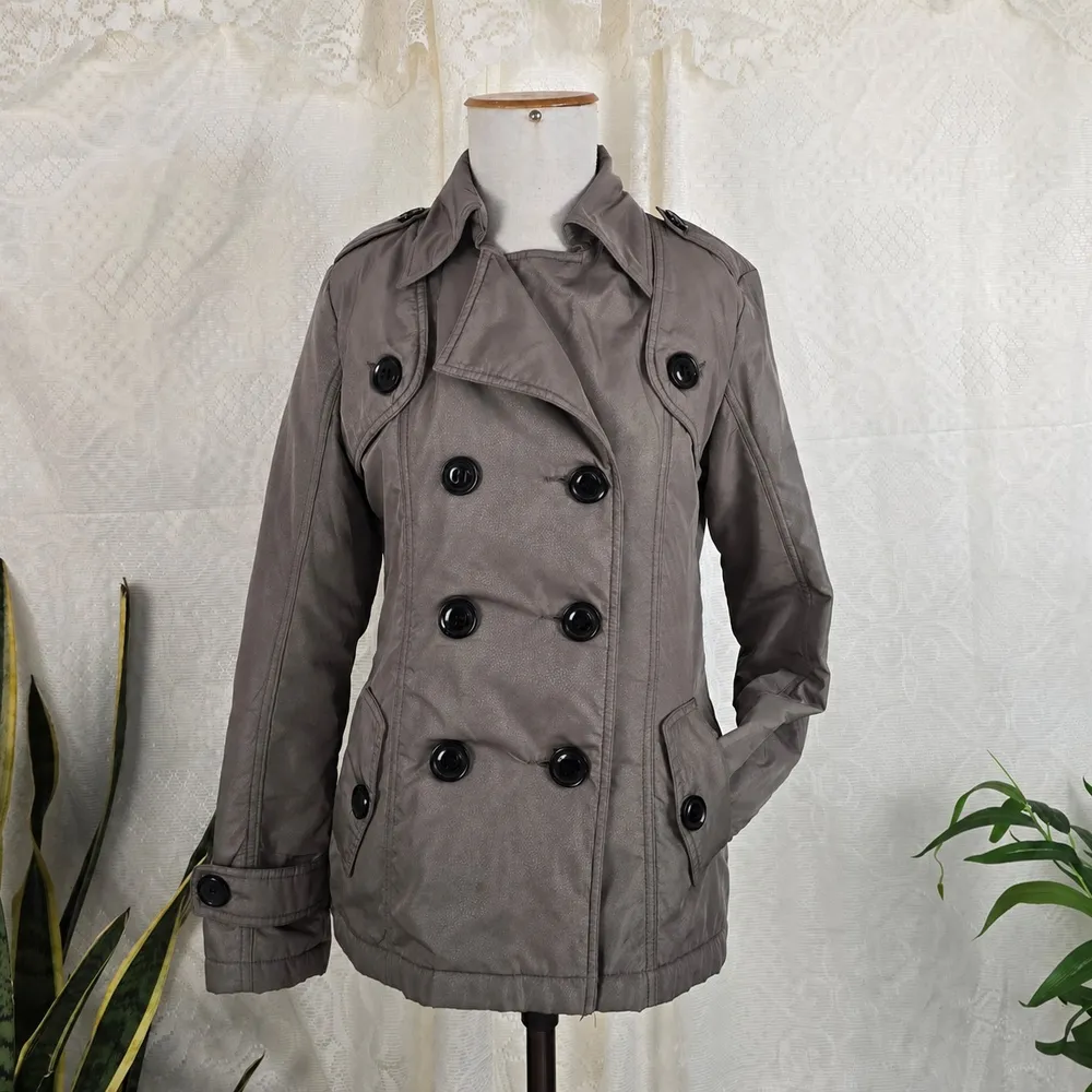 Trench coat cinza