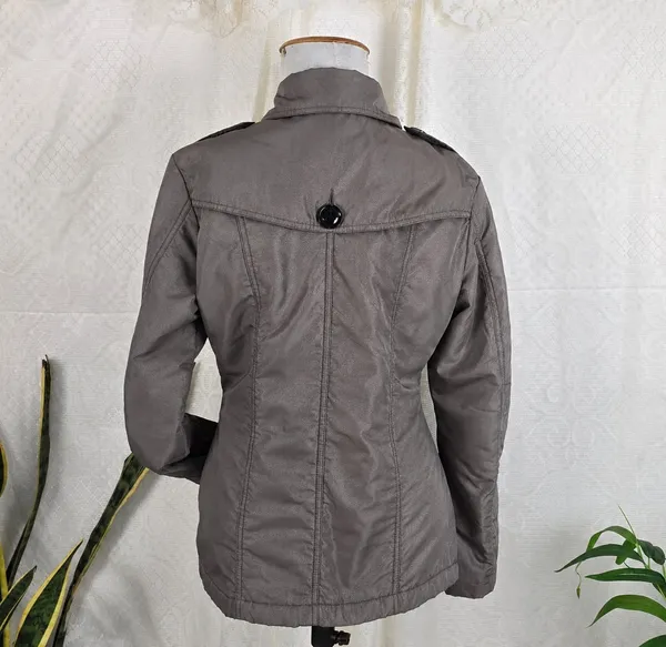 Trench coat cinza