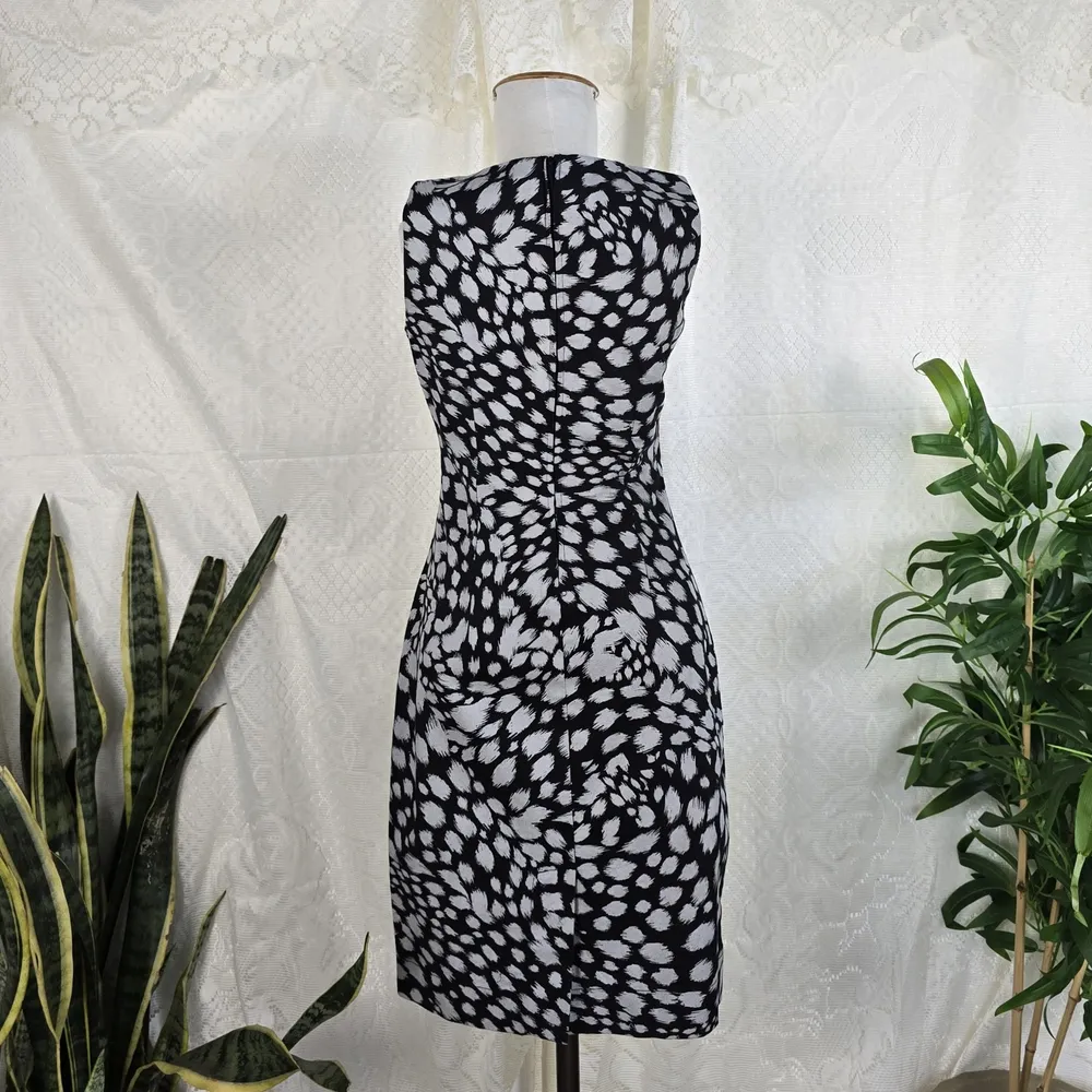 Vestido Rabusch preto e branco