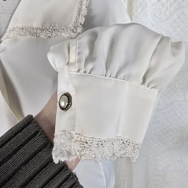Blusa vintage 80s crepe pérolas