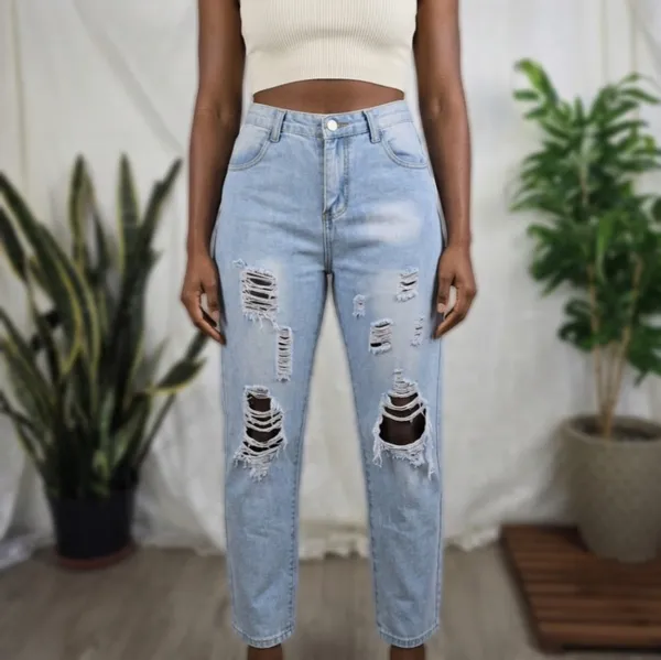 Calça jeans destroyed