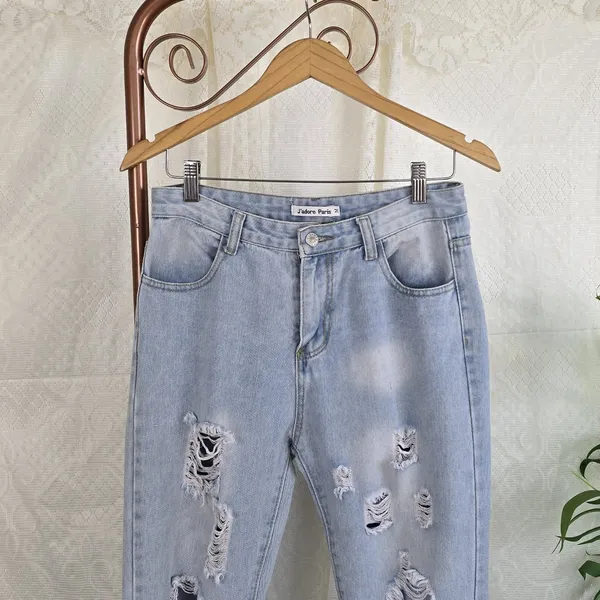 Calça jeans destroyed