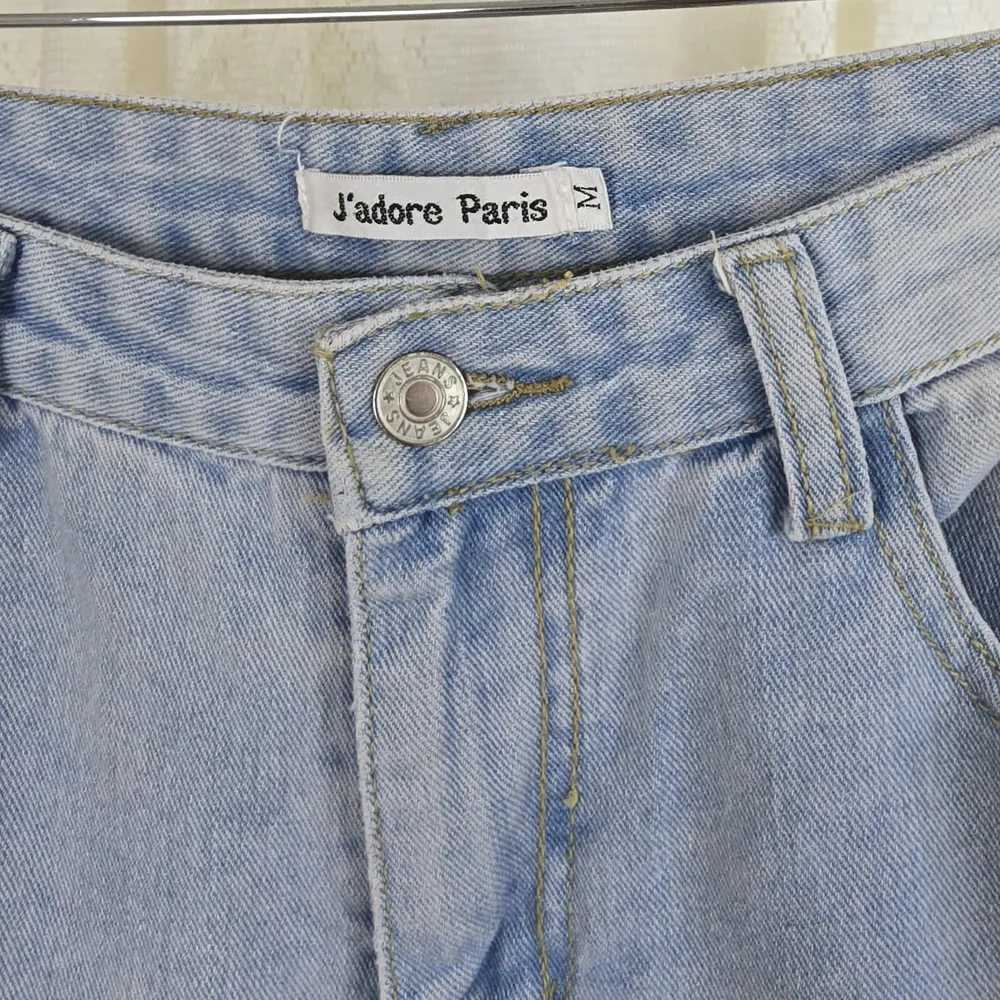 Calça jeans destroyed