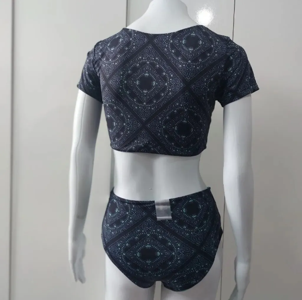 track&field conjunto novo