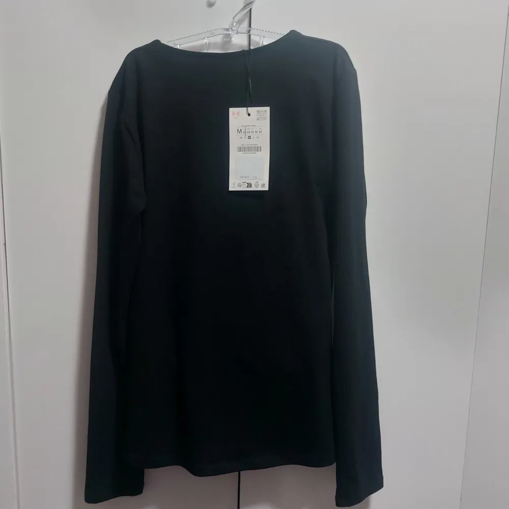 zara blusa com tag