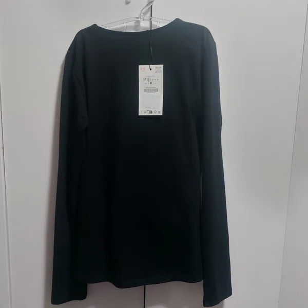 zara blusa com tag