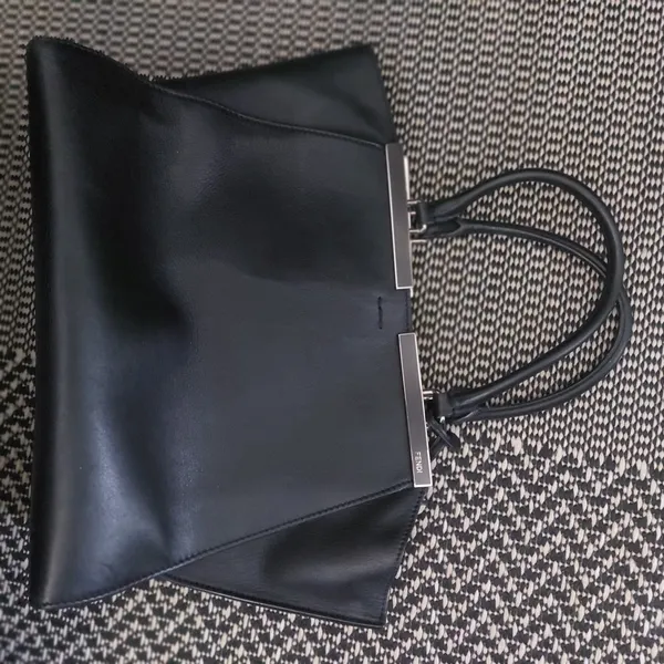 FENDI  3jours preta original