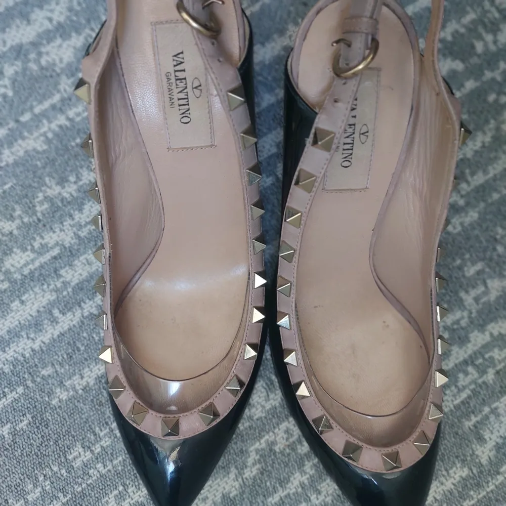 VALENTINO garavani rockstud