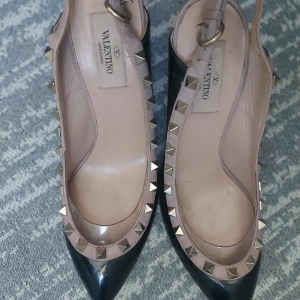 VALENTINO garavani rockstud