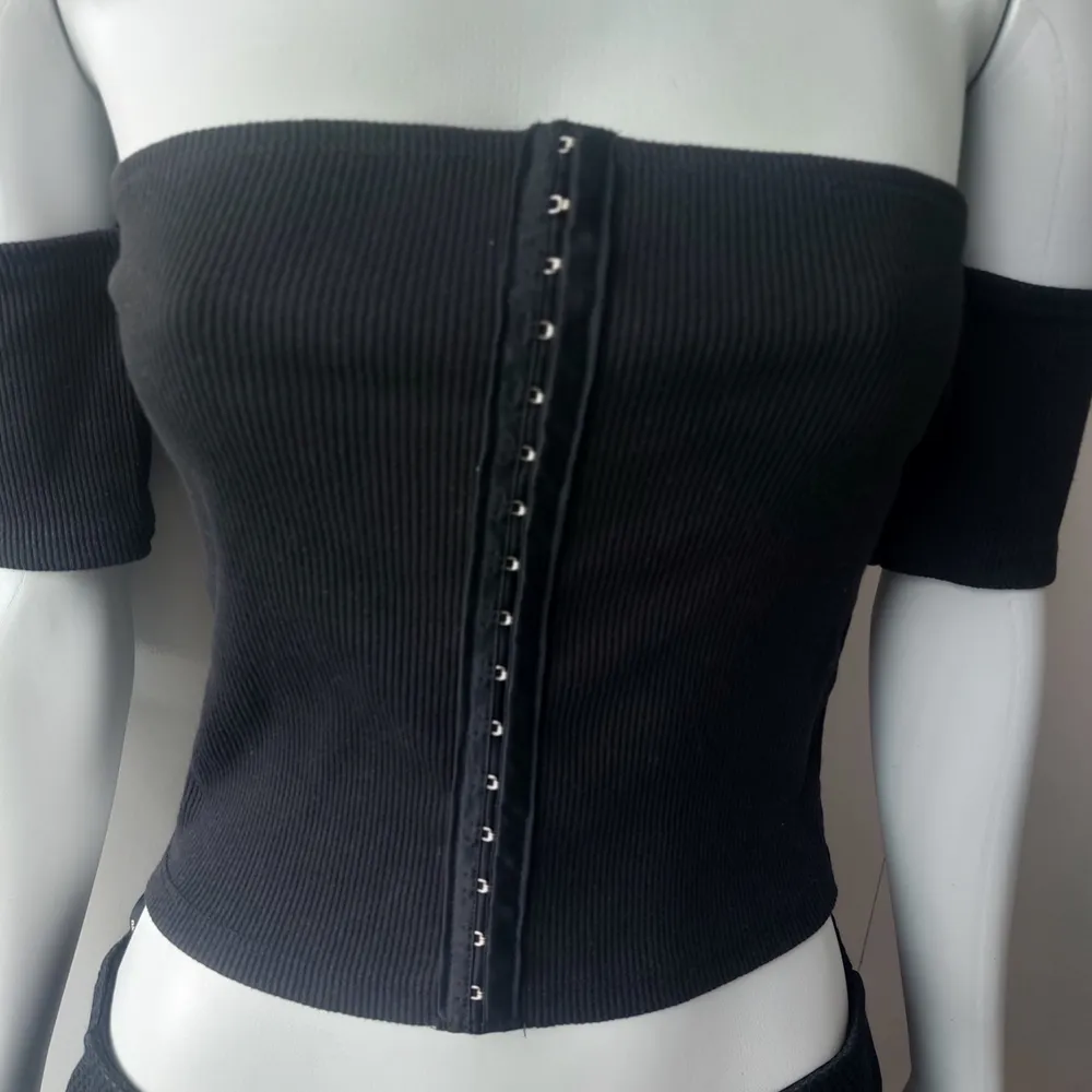 FOREVER 21  cropped