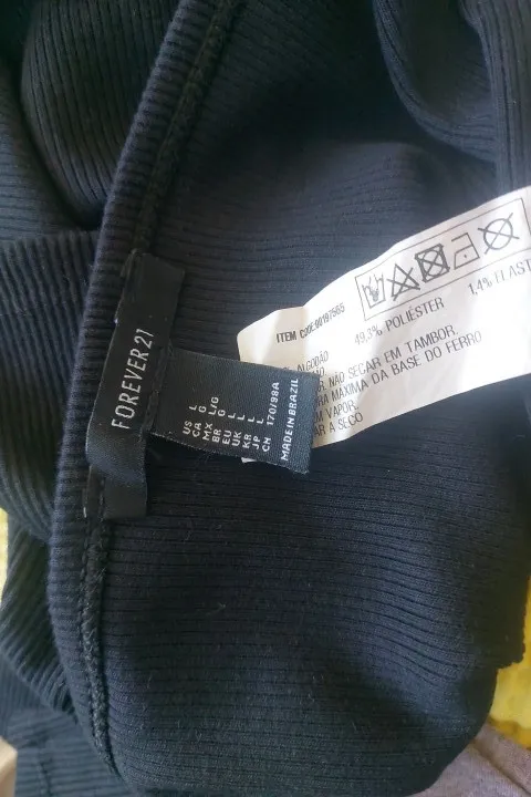 FOREVER 21  cropped