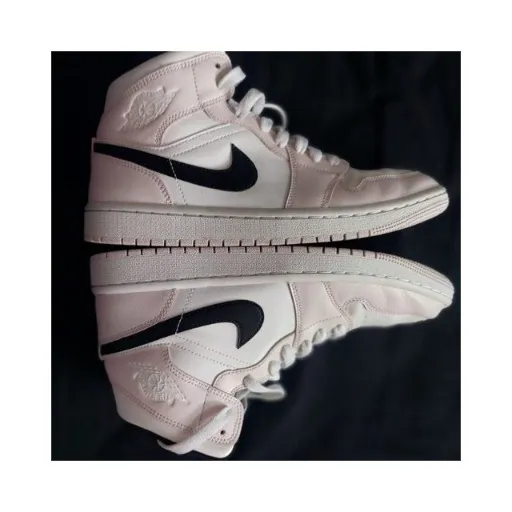 Air jordan nike rosa e branco