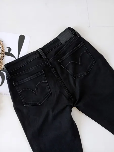 Calça jeans preta