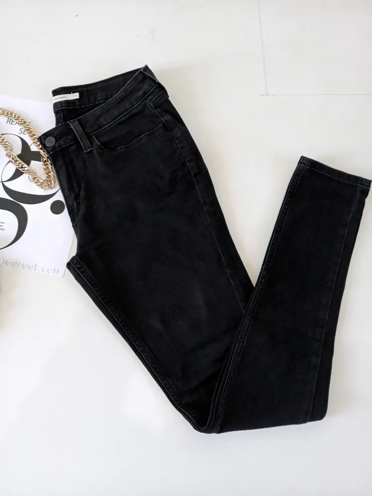 Calça jeans preta