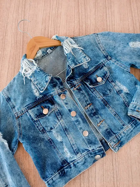 Jaquetinha jeans