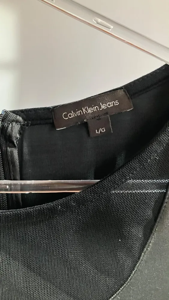 Vestido Calvin Klein Faux Leather - Tam G