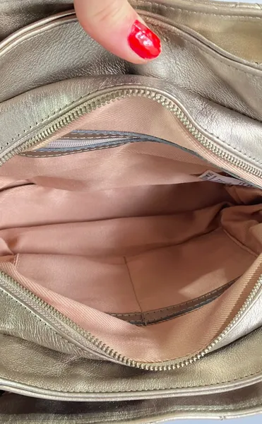 Bolsa Corello Matelassê Dourada