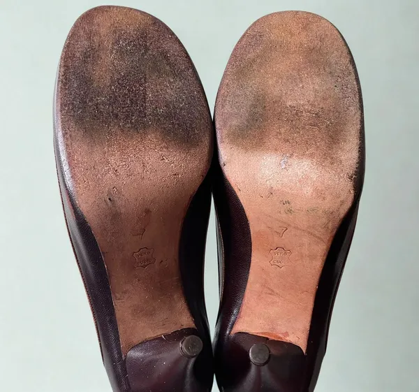 Scarpin Marrom Retrô Sarah Chofakian - 37