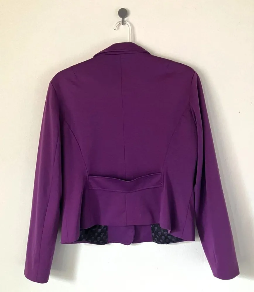 Blazer Roxo Alfaiataria com Forro de Caveirinhas - Tam. 44