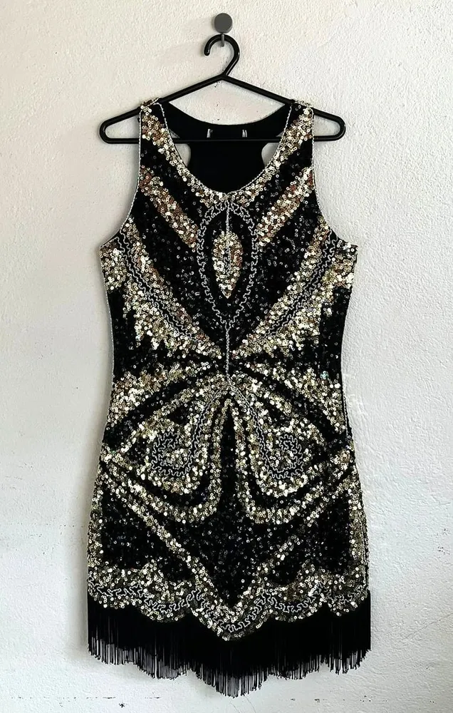 Vestido Paetê com Franjas Preto/Dourado - P