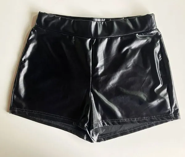 Short Couro Fake Cintura Alta - G