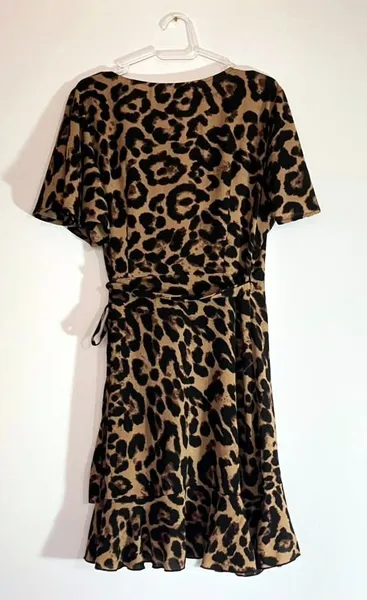 Vestido Shein Envelope Estampa de Onça - M