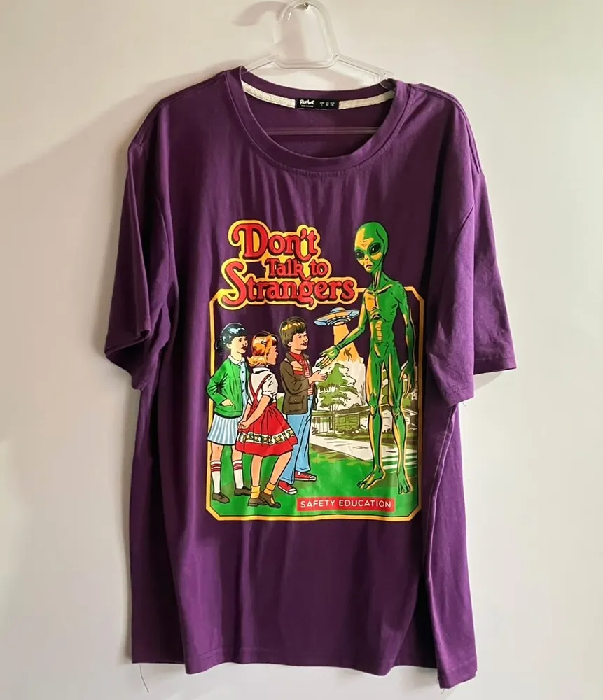 Camiseta Romwe x Steven Rhodes Alien - G