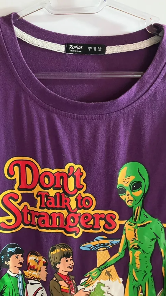 Camiseta Romwe x Steven Rhodes Alien - G