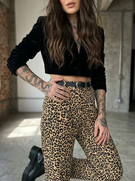 Calça Cenoura Animal Print AK Riachuelo - 42