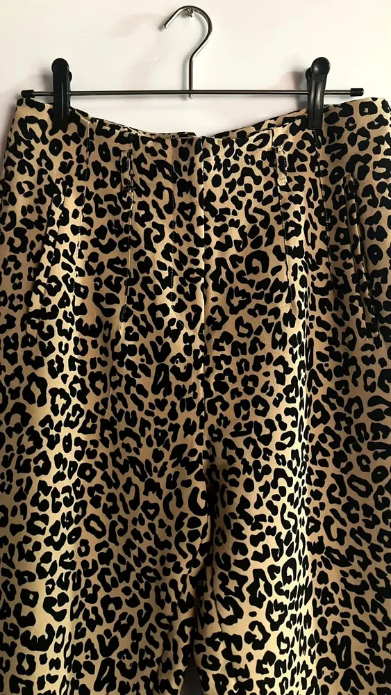 Calça Cenoura Animal Print AK Riachuelo - 42