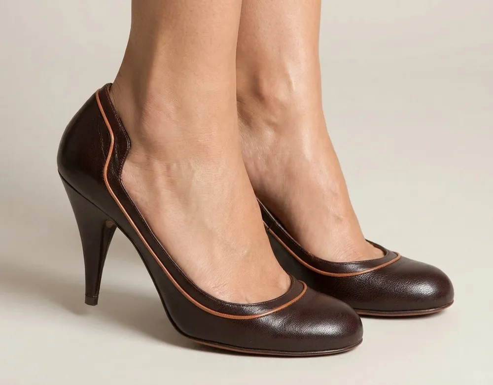 Scarpin Retrô Sarah Chofakian marrom - 37
