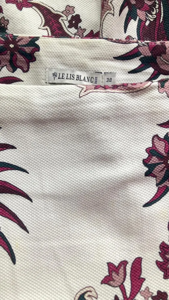 Saia Evasê Floral Le Lis Blanc - 38